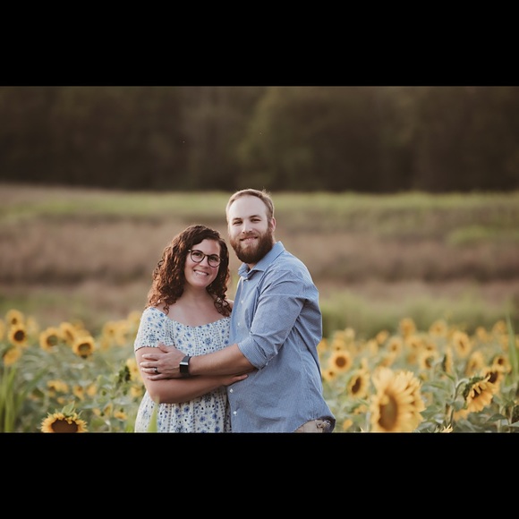 Meet your Posher, Allison - Picture 2 of 2